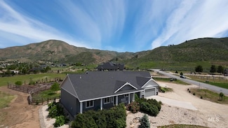 15 Camas Dr, Boise, ID 83716