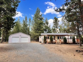 16044 Bull Bat Ln, La Pine, OR 97739