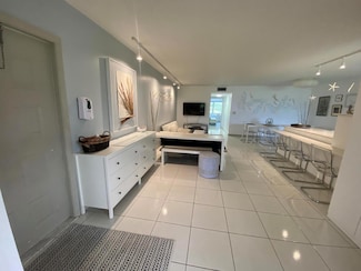 14364 Canalview Dr Unit B, Delray Beach, FL 33484