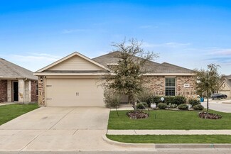 2260 Torch Lake Dr, Forney, TX 75126