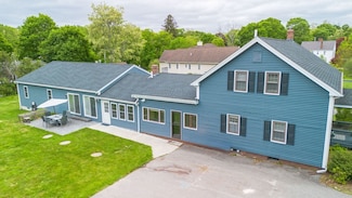 9 Mount Hope St, North Attleboro, MA 02760