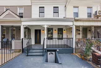 2862 Briggs Ave, Bronx, NY 10458