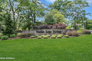 34 Lexington Ct, Red Bank, NJ 07701