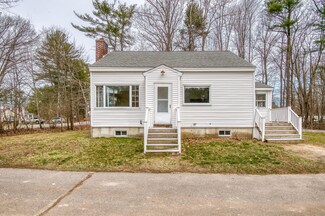 45 Branch Rd, Wells, ME 04090