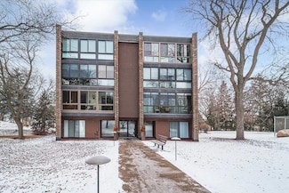 1700 Lexington Ave S Unit 105, Saint Paul, MN 55118