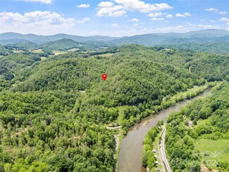 000 Jacks Creek Rd, Green Mountain, NC 28740