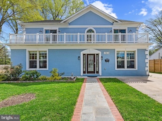 13919 Parkland Dr, Rockville, MD 20853