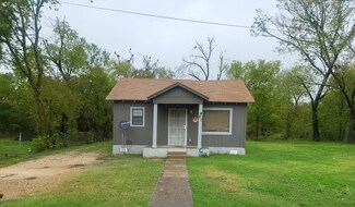 421 N Bunert St, Corsicana, TX 75110