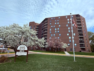 6615 Lake Shore Dr S Unit 415, Richfield, MN 55423