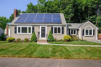 65 Saint Anne Rd, East Weymouth, MA 02189