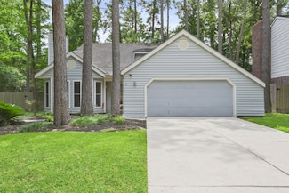 19 Sylvan Forest Dr, Spring, TX 77381