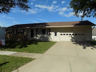 2020 N 14th St, Fort Dodge, IA 50501