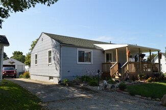1433 Locust St, Middletown, IN 47356