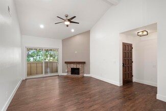 6851 Caminito Montanoso Unit 4, San Diego, CA 92119