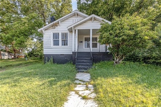 1105 Apple St, Winston Salem, NC 27101