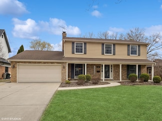 931 N Saratoga Dr, Palatine, IL 60074