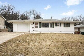 605 Stuart St, Carlisle, IA 50047