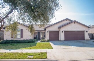 2743 W Taylor Ave, Visalia, CA 93291