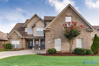 9 Nandina Ln SW, Huntsville, AL 35824