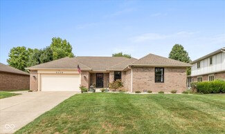 5028 W Scott Dr, Greenwood, IN 46142