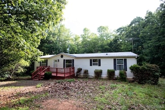 300 Mill Creek Rd, Meherrin, VA 23954