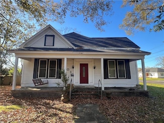 401 Oak St, Oakdale, LA 71463