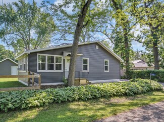 24805 Quincy Ave, Kansasville, WI 53139
