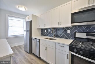 4247 Locust St Unit 1B-613, Philadelphia, PA 19104