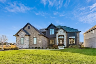 944 Stonebridge Dr, Schererville, IN 46375