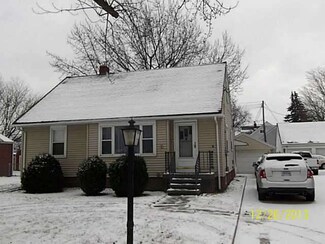 402 E Union St, Walbridge, OH 43465