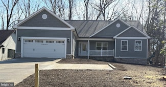 627 Harrison Cir, Locust Grove, VA 22508