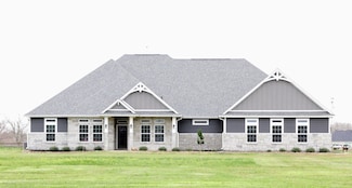 311 Lakeview Dr, Angleton, TX 77515
