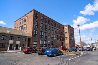33 Maplewood Ave Unit 207, Gloucester, MA 01930