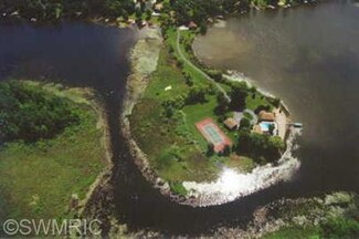 13337 Oakcrest Ave, Gowen, MI 49326