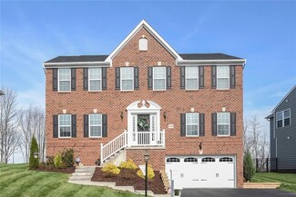 410 Elgin Cir, Moon, PA 15108