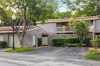 2305 Saint Andrews Rd, Hollywood, FL 33021