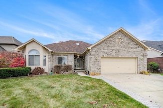 47173 Woodberry Estates Dr, Macomb, MI 48044