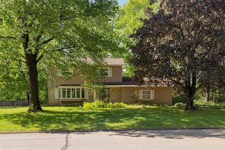 15423 Boulder Creek Dr, Minnetonka, MN 55345