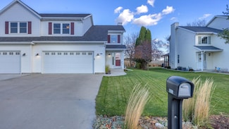 562A Crestwood Dr Unit A, Elkhart Lake, WI 53020