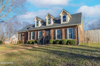 8 Calumet Dr, Jackson, TN 38305