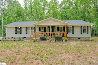 1755 Chumley Rd, Woodruff, SC 29388