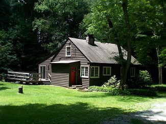 202 Roaring Run Rd, Champion, PA 15622