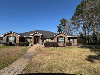 196 Broadmoor Dr, Trinity, TX 75862