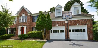 9320 Braymore Cir, Fairfax Station, VA 22039
