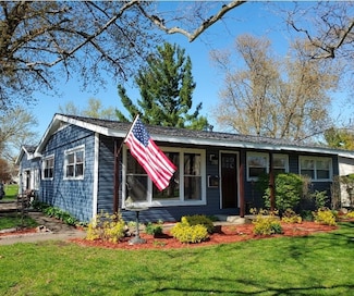 100 E Willow St, Fairbury, IL 61739