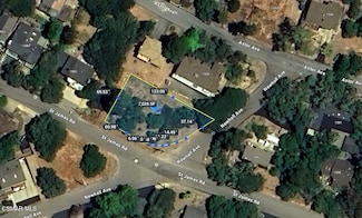 1606 Saint James Rd, Cambria, CA 93428