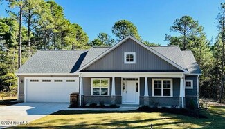 105 Lancashire Ln, Seven Lakes, NC 27376