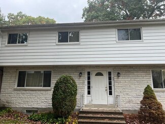 56 Wilson Dr, Framingham, MA 01702