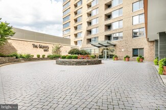 2001 15th St N Unit 218, Arlington, VA 22201
