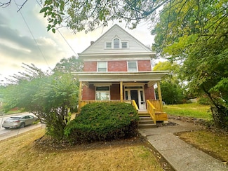 3501 Bevis Ave, Cincinnati, OH 45207